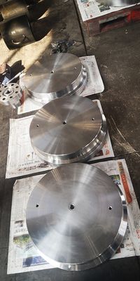 Китай Зажим для пробки №8, 4 1/16" API 16A ХАБ, BX-155, 15000 psi с внутренней резьбой Autoclave/FITOK 9/16" поставщик